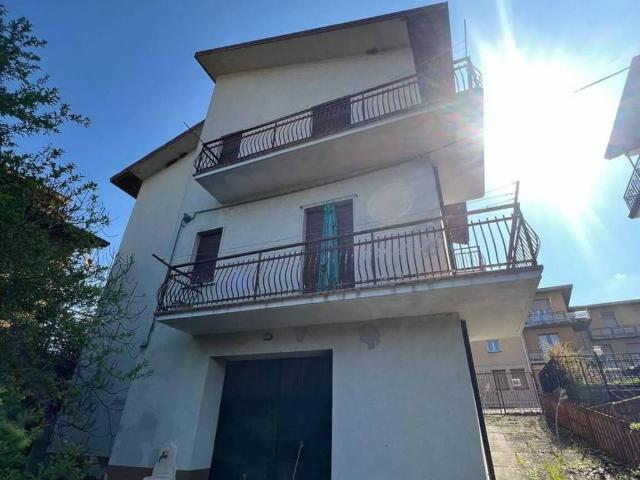 Villa Indipendente in vendita a San Bernardino, Bettola