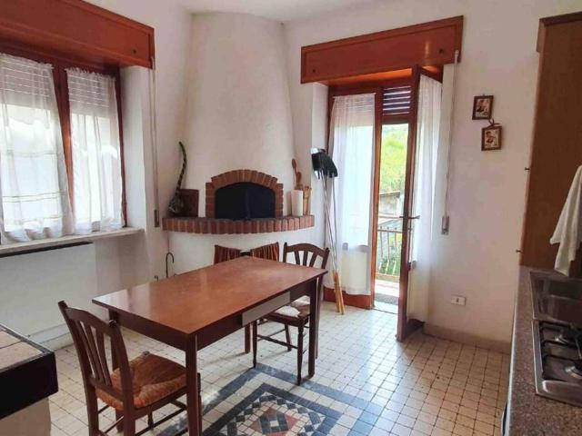 Villa Indipendente in vendita a Fra I Luoghi, Bettola