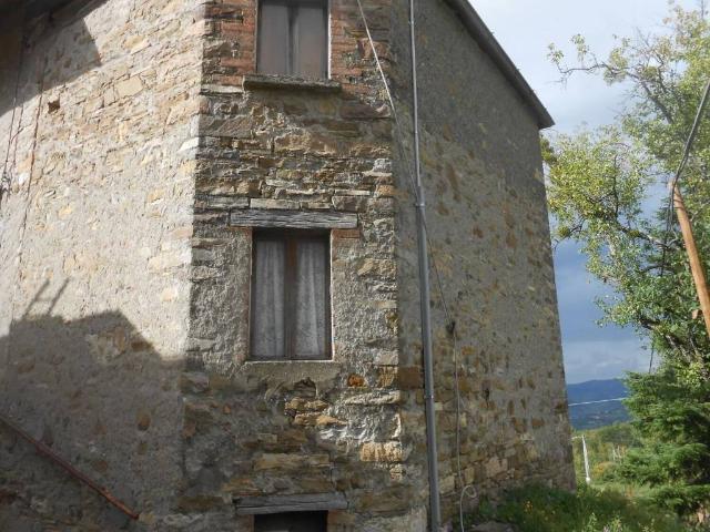 Villa Indipendente in vendita a Bettola, Reggio Emilia