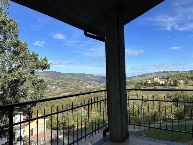 Villa Indipendente in vendita a Bettola, Reggio Emilia