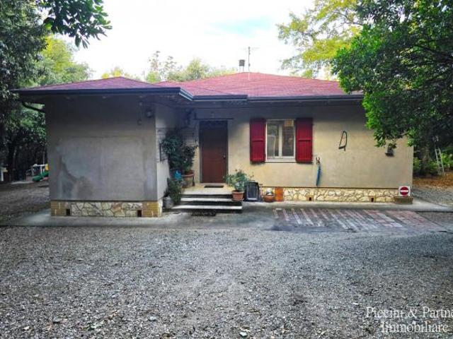 Villa Indipendente in vendita a Bettona, Umbria