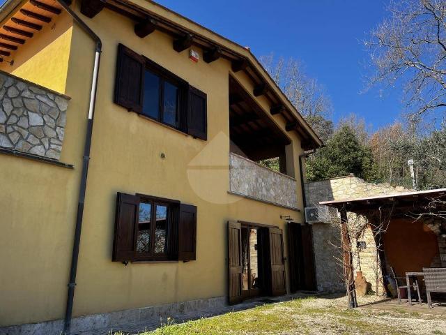 Villa Indipendente in vendita a Bettona, Umbria