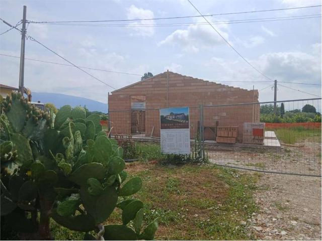 Villa Indipendente in vendita a Bettona, Umbria