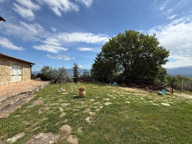 Villa Indipendente in vendita a Cannara, Umbria