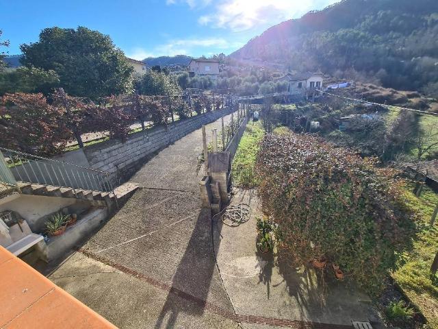 Villa Indipendente in vendita a Beverino, Canevolivo