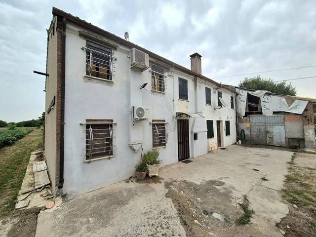 Villa Indipendente in vendita a Bevilacqua, Veneto
