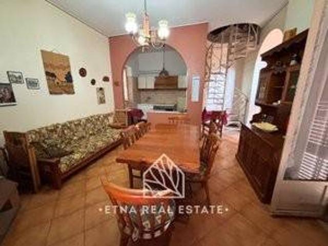 Villa Indipendente in vendita a Biancavilla, Sicilia