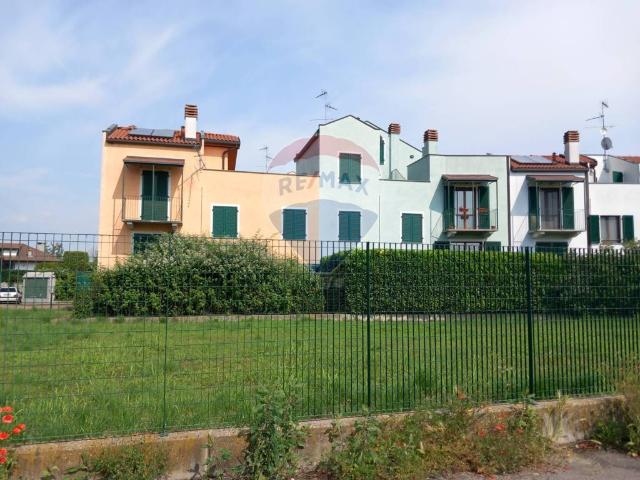 Villa Indipendente in vendita a Piemonte, Novara