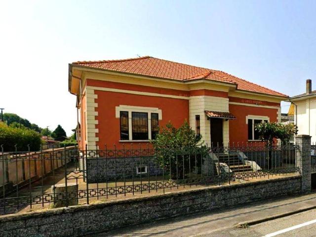Villa Indipendente in vendita a Piemonte, Novara