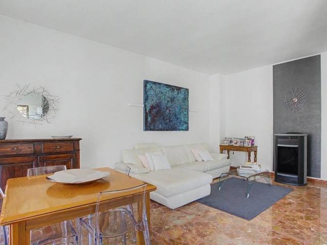 Villa Indipendente in vendita a Cassinetta, Biandronno