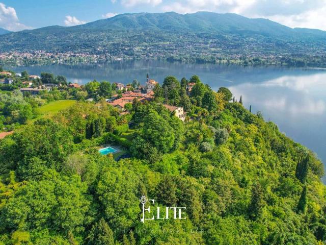 Villa Indipendente in vendita a Biandronno, Varese