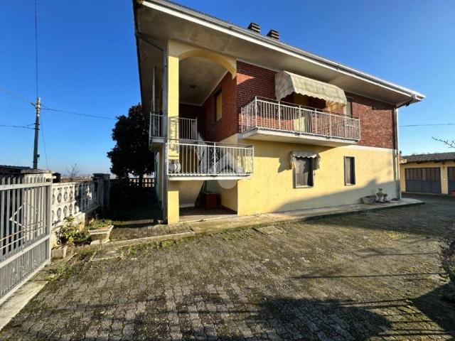 Villa Indipendente in vendita a Piemonte, Vercelli