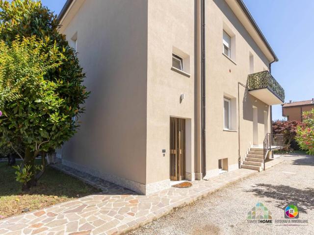 Villa Indipendente in vendita a Biassono, Lombardia