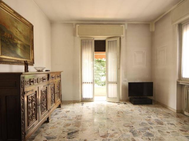 Villa Indipendente in vendita a Biassono, Lombardia