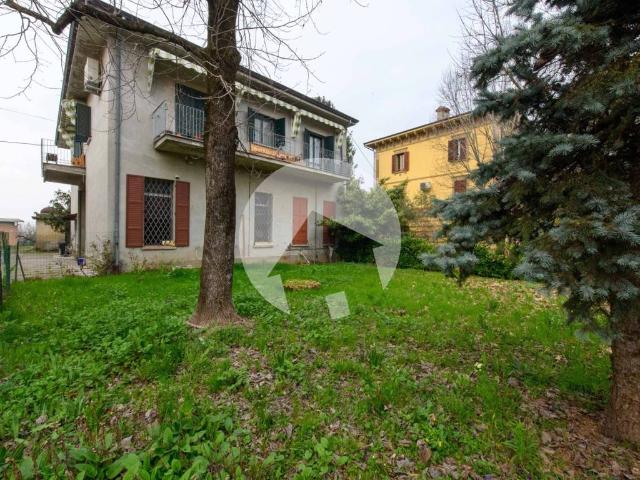 Villa Indipendente in vendita a Val d’Enza, Re