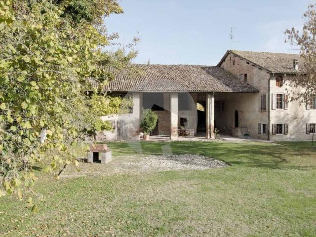 Villa Indipendente in vendita a Val d’Enza, Re