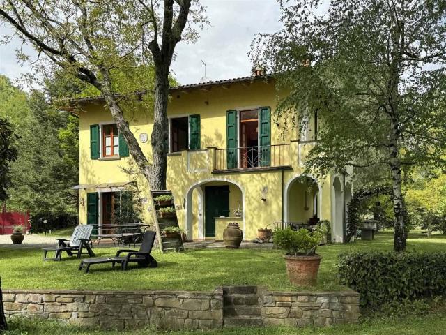 Villa Indipendente in vendita a Partina, Bibbiena