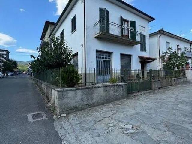 Villa Indipendente in vendita a Bibbiena, Toscana