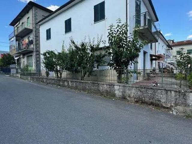 Villa Indipendente in vendita a Bibbiena, Toscana