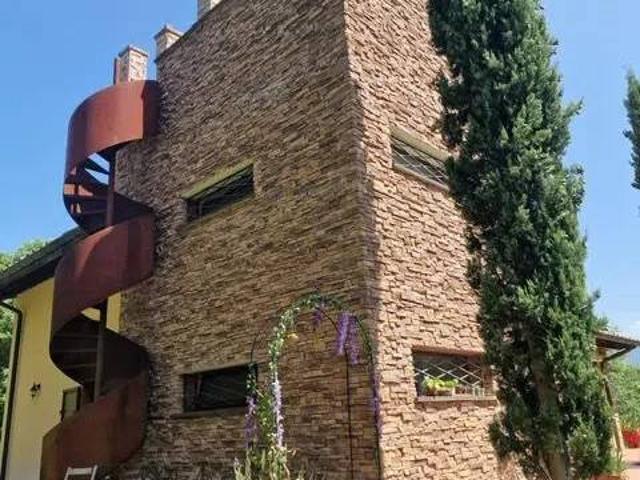 Villa Indipendente in vendita a Bibbiena, Toscana