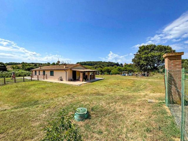 Villa Indipendente in vendita a Bibbona, Toscana