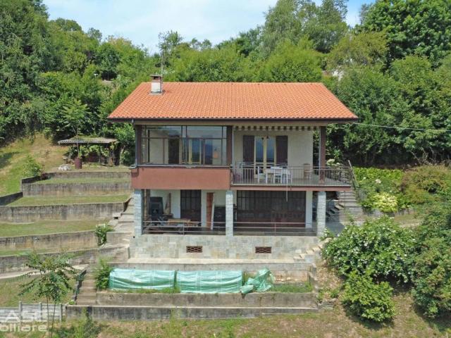 Villa Indipendente in vendita a Famolasco, Piemonte