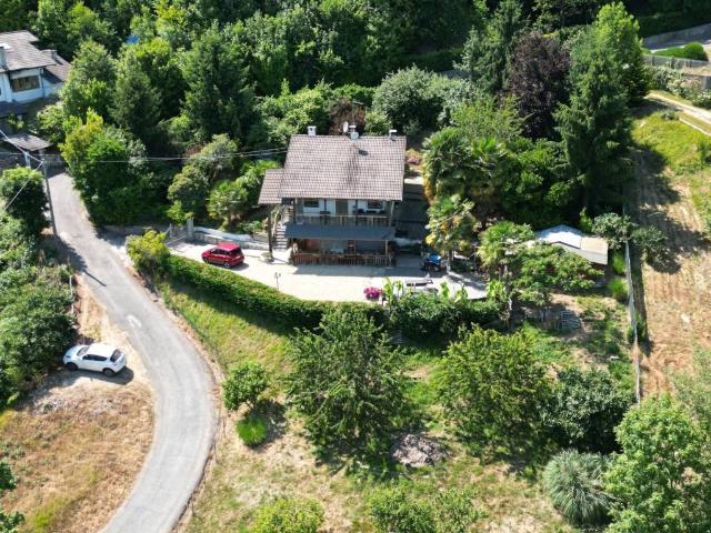 Villa Indipendente in vendita a Famolasco, Piemonte