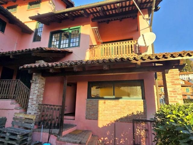 Villa Indipendente in vendita a Cavallo, Piemonte