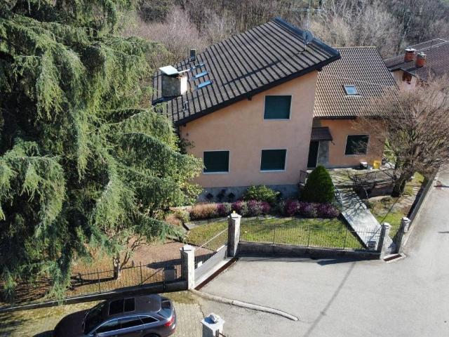 Villa Indipendente in vendita a Piazzo, Piemonte