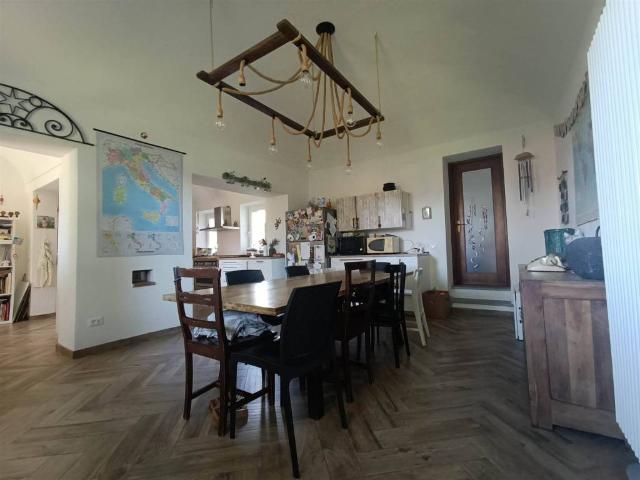 Villa Indipendente in vendita a Vernato, Piemonte