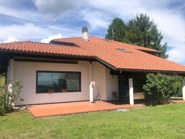 Villa Indipendente in vendita a Piazzo, Piemonte