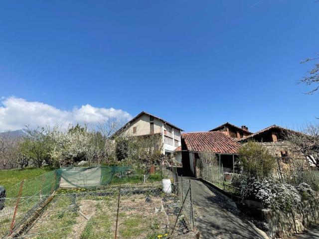 Villa Indipendente in vendita a Cavallo, Piemonte