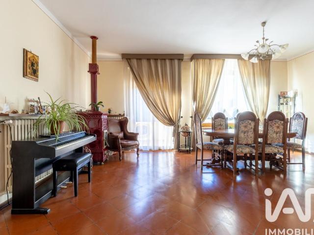 Villa Indipendente in vendita a Bientina, Toscana