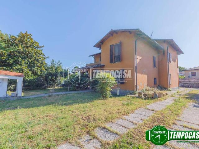 Villa Indipendente in vendita a Unione dei Comuni I Fontanili, Binasco