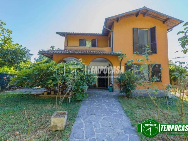 Villa Indipendente in vendita a Unione dei Comuni I Fontanili, Binasco