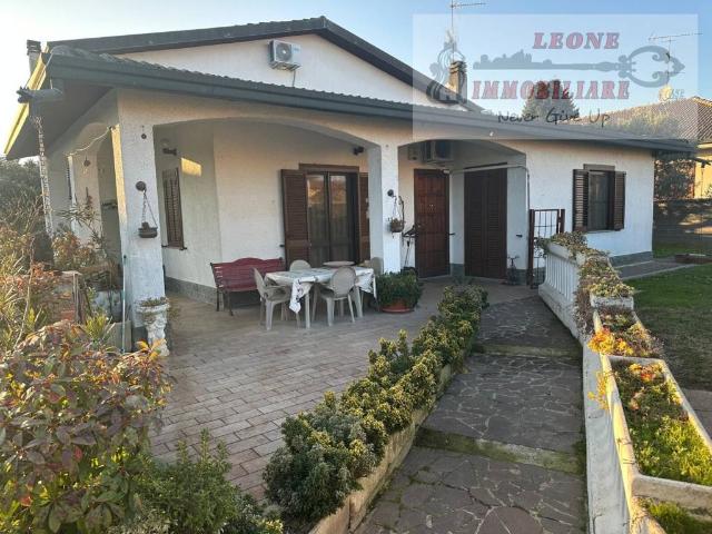 Villa Indipendente in vendita a Unione dei Comuni I Fontanili, Binasco