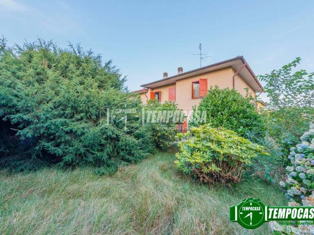 Villa Indipendente in vendita a Binasco, Milano