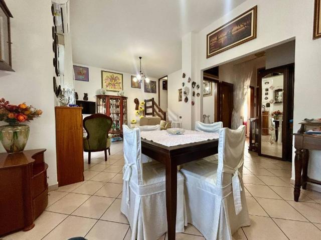 Villa Indipendente in vendita a Unione dei Comuni I Fontanili, Binasco