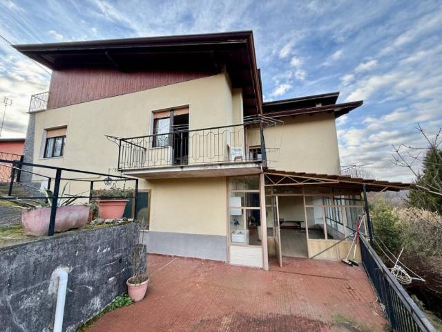 Villa Indipendente in vendita a Piemonte, Biella