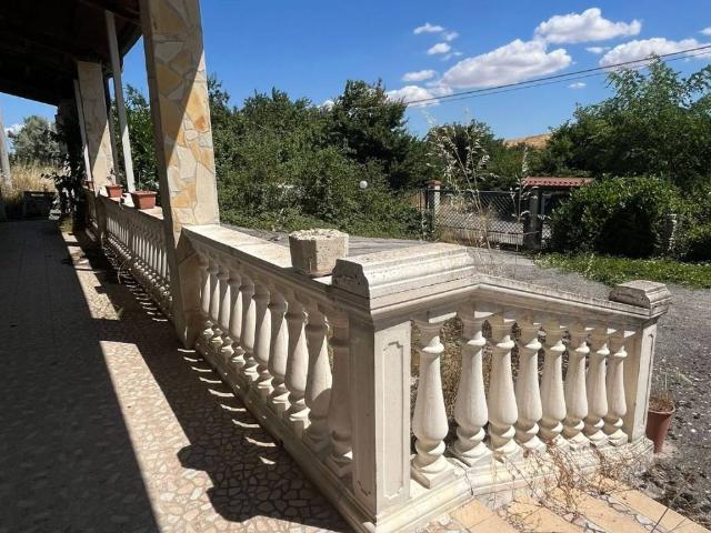 Villa Indipendente in vendita a Bisaccia, Campania