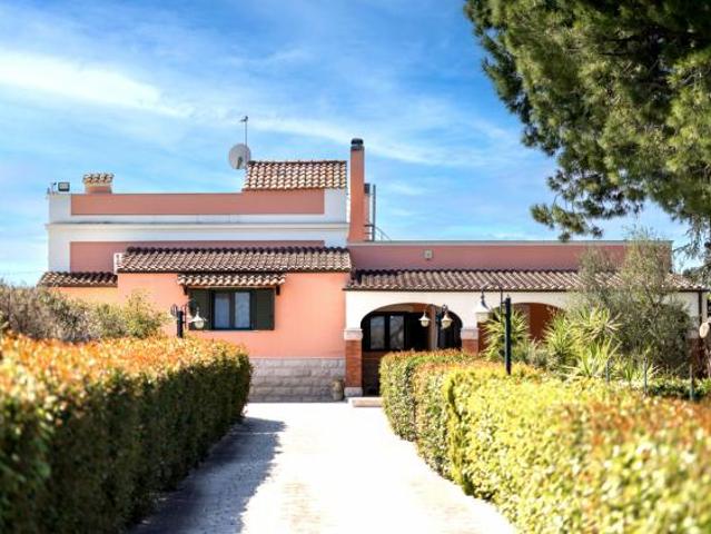 Villa Indipendente in vendita a Puglia, Barletta-andria-trani