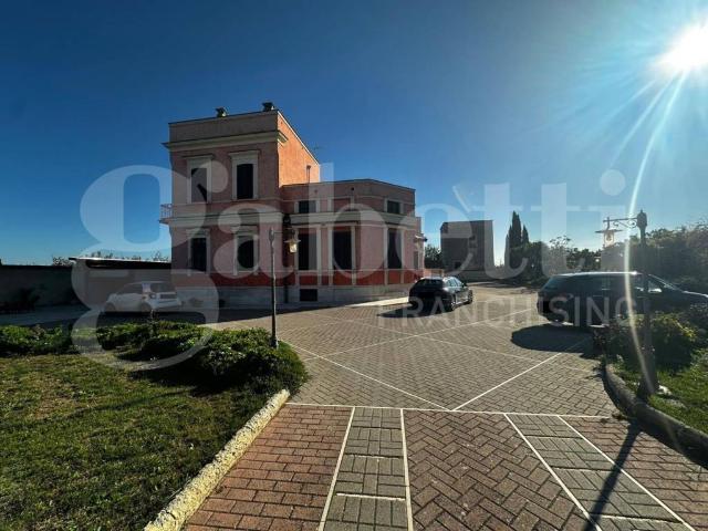 Villa Indipendente in vendita a Puglia, Barletta-andria-trani