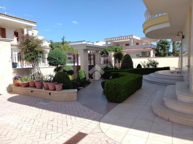 Villa Indipendente in vendita a Puglia, Barletta-andria-trani