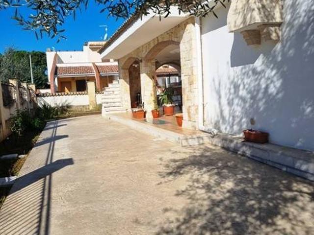 Villa Indipendente in vendita a Puglia, Barletta-andria-trani