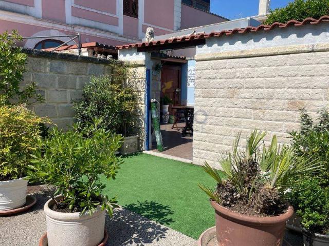 Villa Indipendente in vendita a Puglia, Barletta-andria-trani