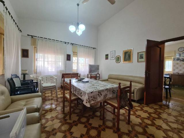 Villa Indipendente in vendita a Puglia, Barletta-andria-trani