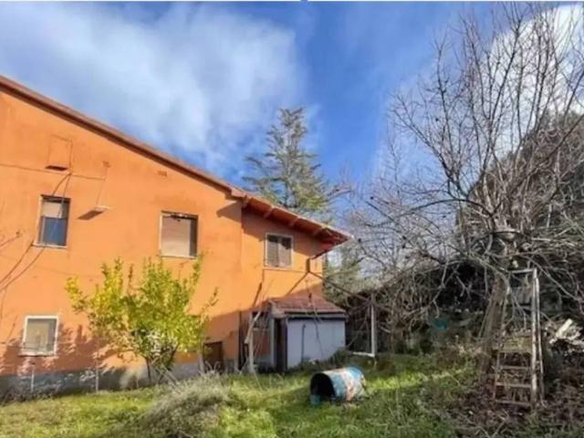 Villa Indipendente in vendita a Bisenti, Abruzzo