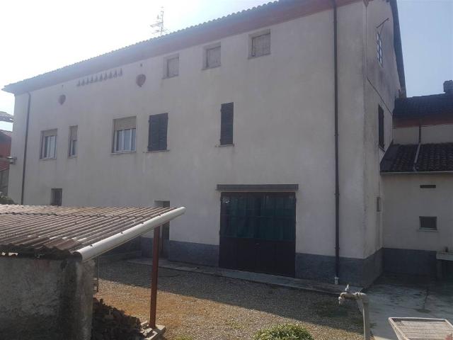 Villa Indipendente in vendita a Piemonte, Alessandria
