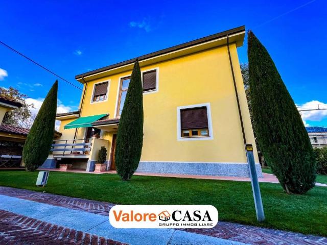 Villa Indipendente in vendita a Piemonte, Alessandria