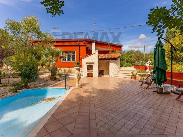 Villa Indipendente in vendita a Bitetto, Bari